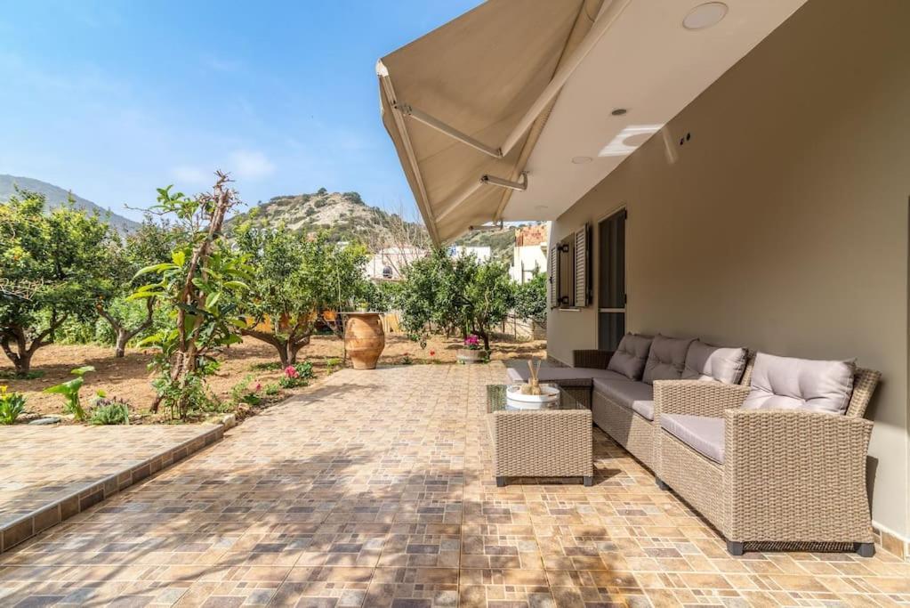 Citrea Stylish House With Garden Near Beach Iraklio Exterior foto